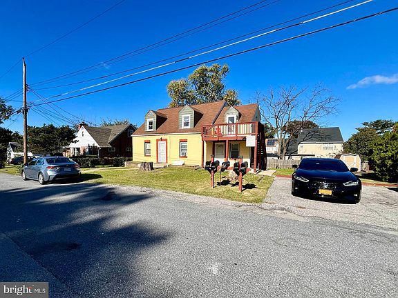 4th image of 1208 Daniels Ave
