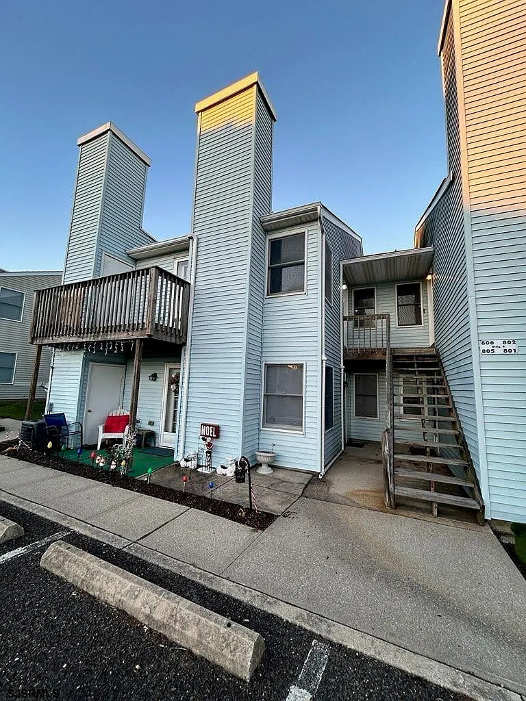 700 N Franklin Blvd Unit 806 photo 1