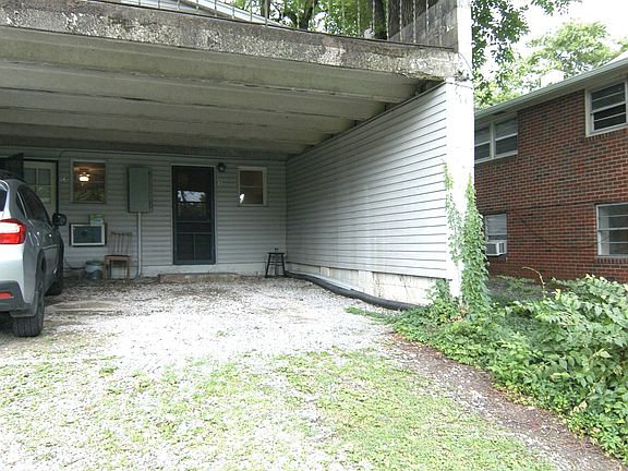 4th image of 1906 Blair Blvd