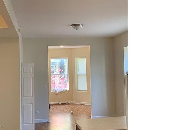 2nd image of 1527 S Christiana Ave APT 1W