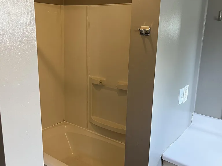 445 N Grant Ave #2 — Photo 8