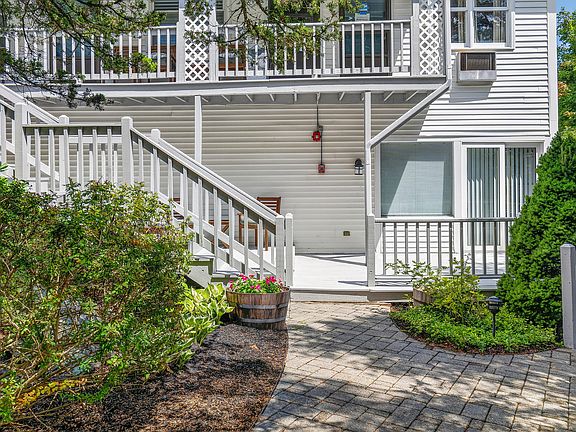 4th image of 62 Pine Hill Road S #103