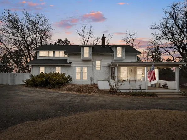 8475 North Port Washington ROAD, Fox Point, WI 53217