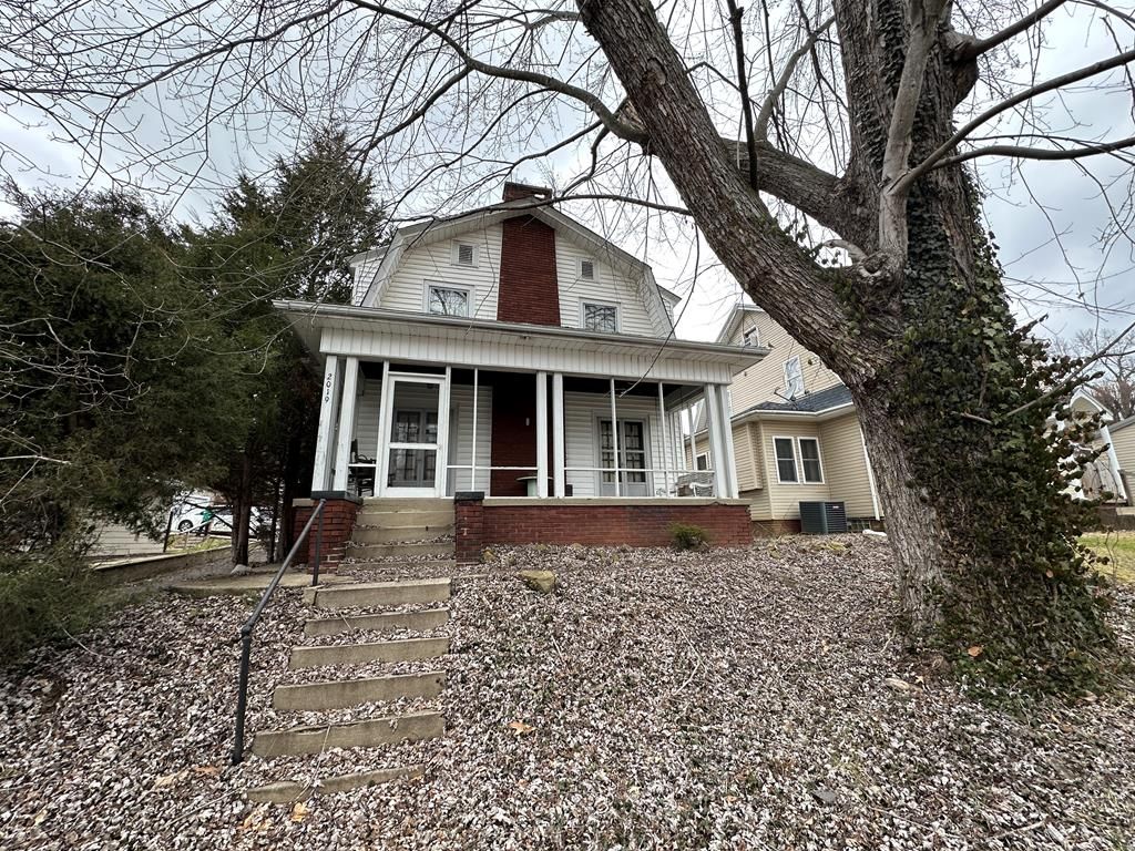 Real estate listing image