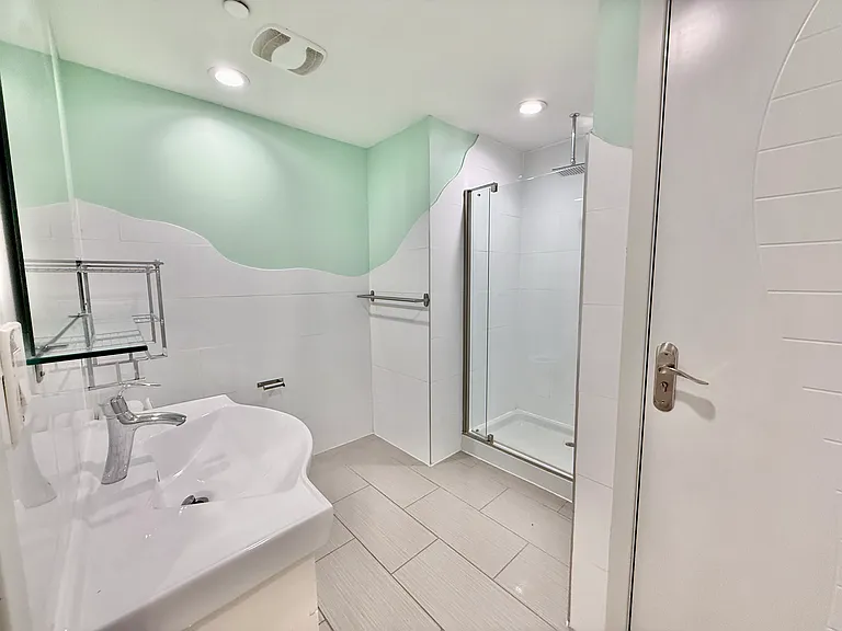 249 S 49th St #8O6 — Photo 92