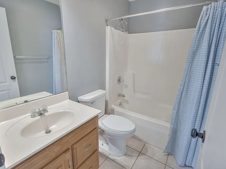 3907 Balmoral Dr — Photo 24