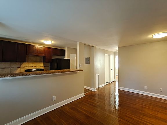 3rd image of 6756 Blakemore St APT A1