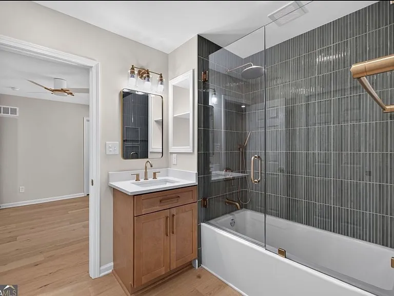 4996 N Peachtree Rd #1 — Photo 17