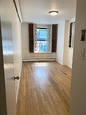 4th image of 166 E 82nd St APT 3B