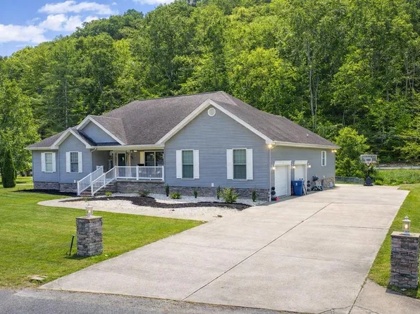 58 Montrose Dr, Raccoon, KY 41557
