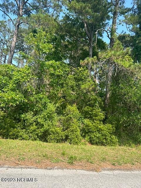 1st image of 114 NW 13th Street LOT 64