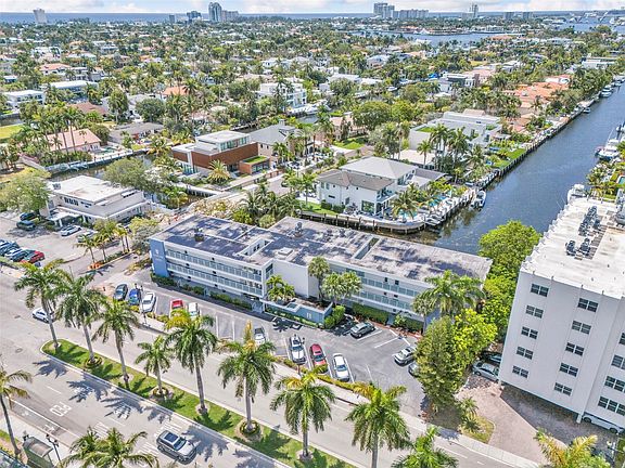 3rd image of 1790 E Las Olas Boulevard #34