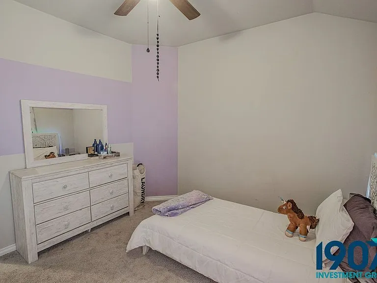 2501 Caden Ct — Photo 35