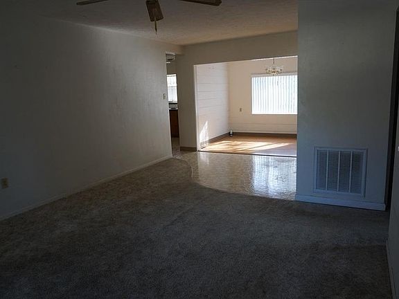 4th image of 7681 45th St N