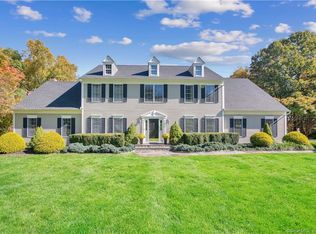 274 Rolling Hills Dr, Fairfield, CT 06824
