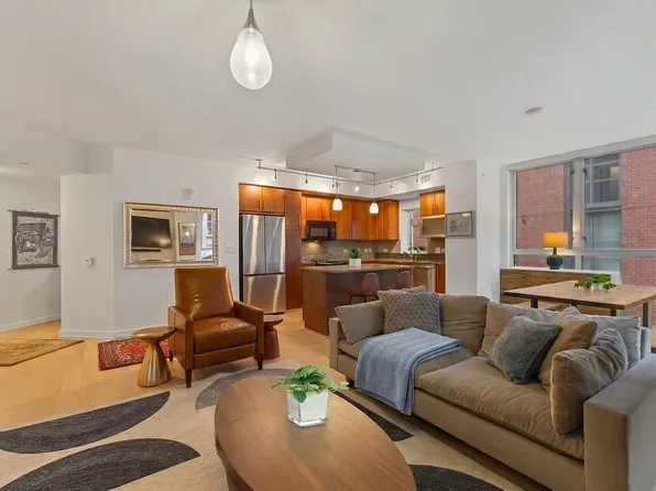1025 1st St SE, Washington, DC