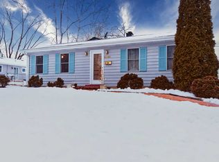 36532 N Beverly Ave, Gurnee, IL 60031