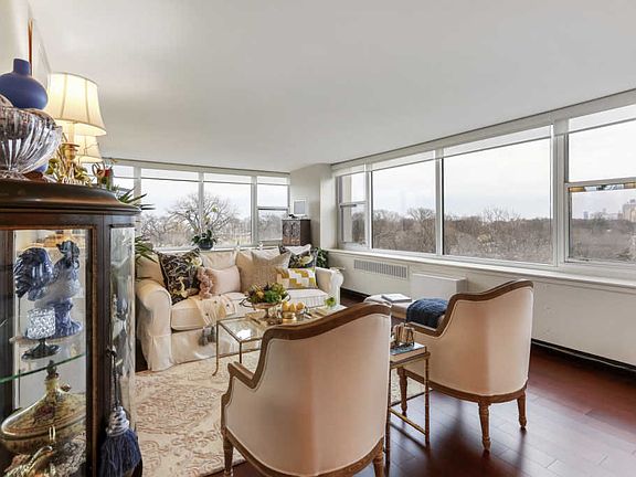 4th image of 4250 N Marine Dr APT 602