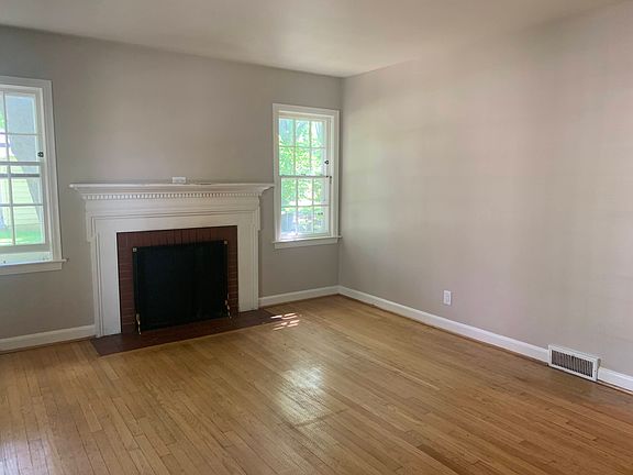 2nd image of 107 N Revena Blvd