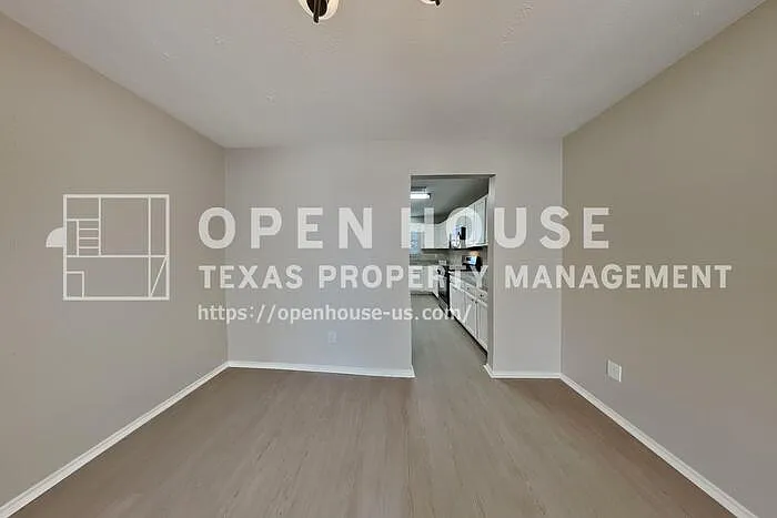 18607 Twigsworth Ln — Photo 9
