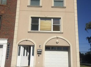 5515 Boulevard E, West New York, NJ 07093