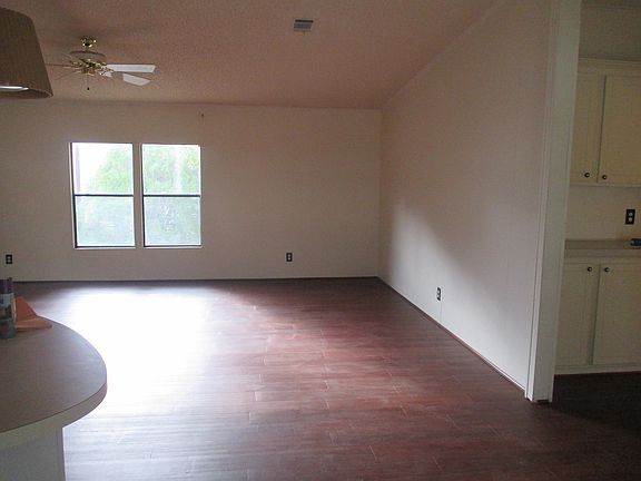 5th image of 16574 Avenida Del Lago