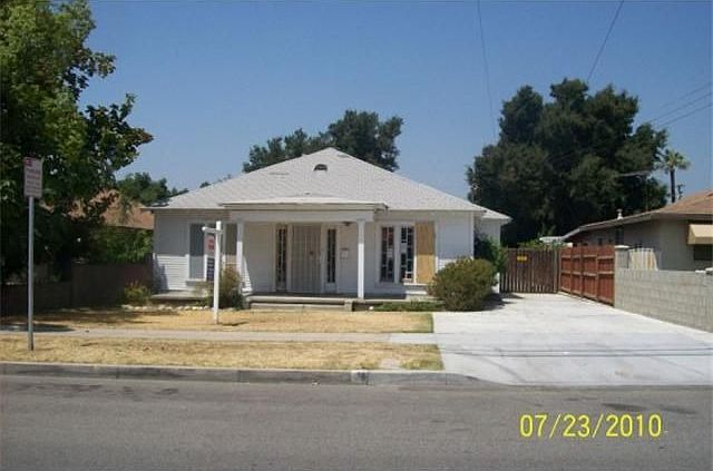 1st image of 615 N Pasadena Ave