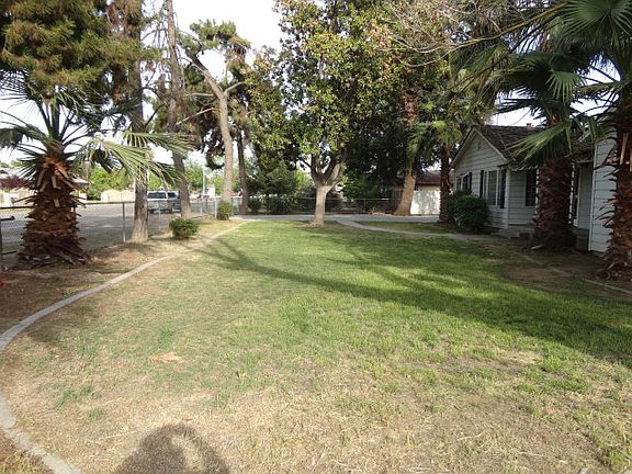 3rd image of 5174 E Washington Ave