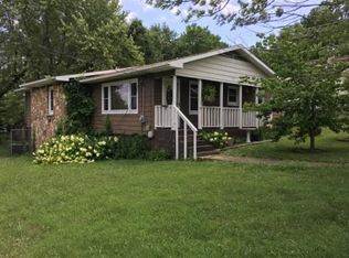 1210 N Forrest St, Mountain Grove, MO 65711