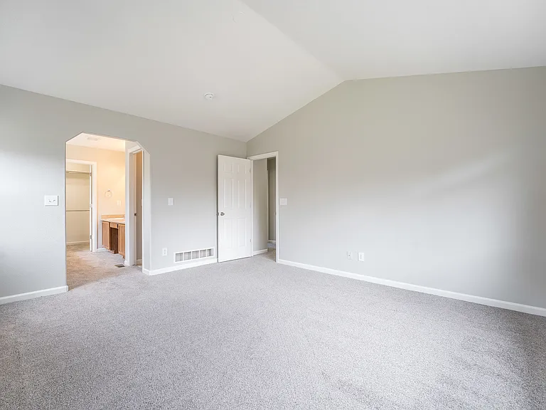 10049 Jasper St — Photo 18