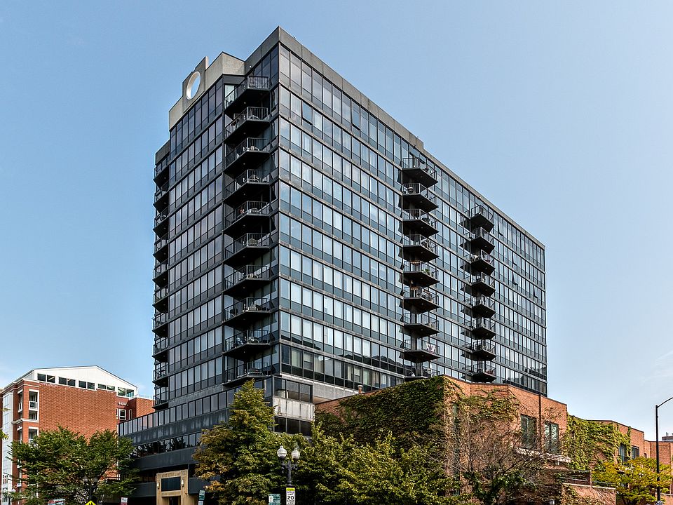 1st image of 1309 N Wells St APT 1103