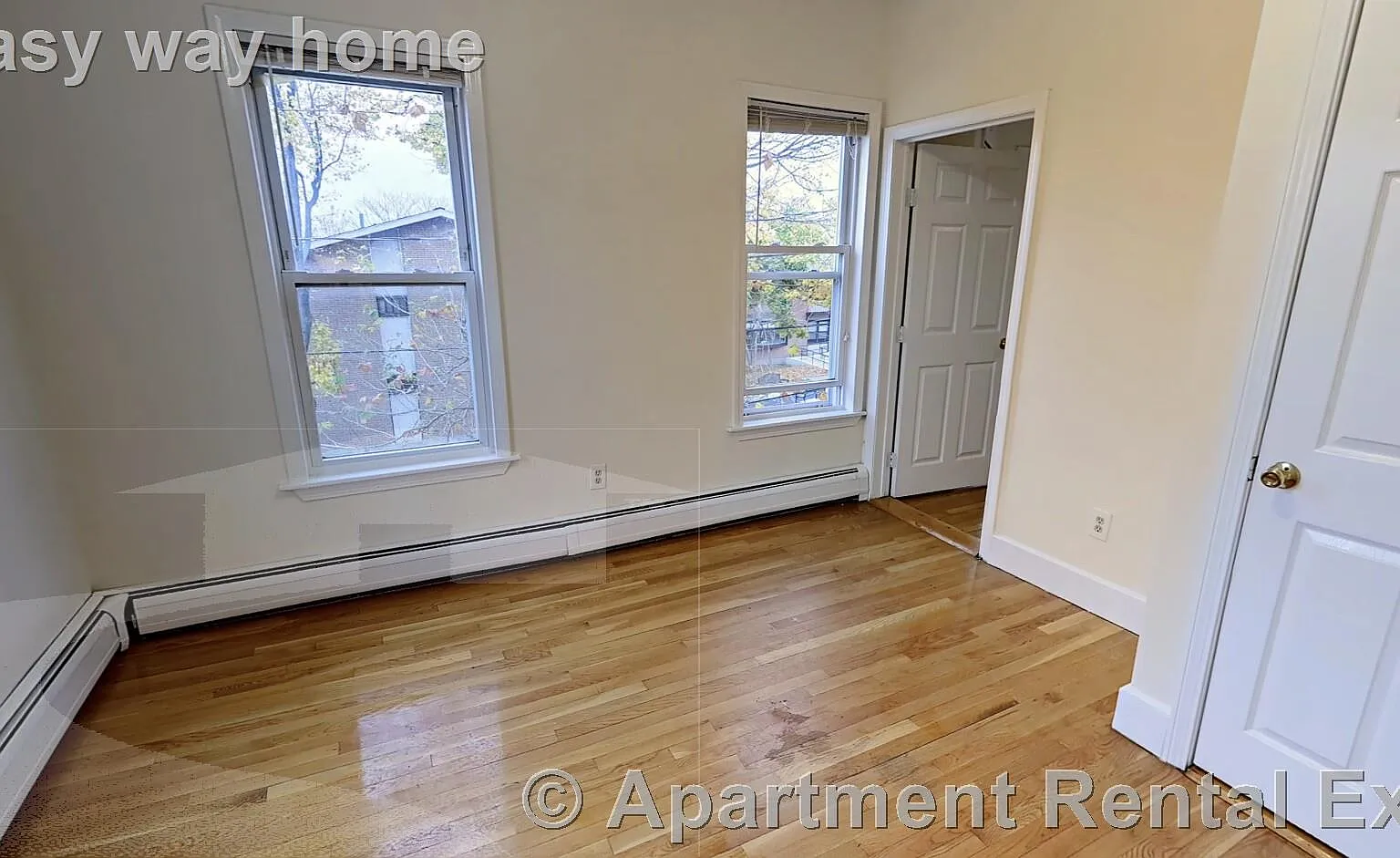 3 bed, 1000 sqft, $3,200 — Photo 3