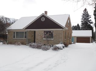 511 Waldo Blvd, Manitowoc, WI 54220