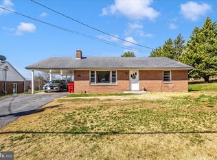 15639 Clear Spring Rd, Williamsport, MD 21795