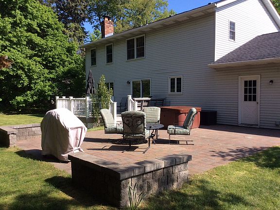 4th image of 6840 Michael Dr