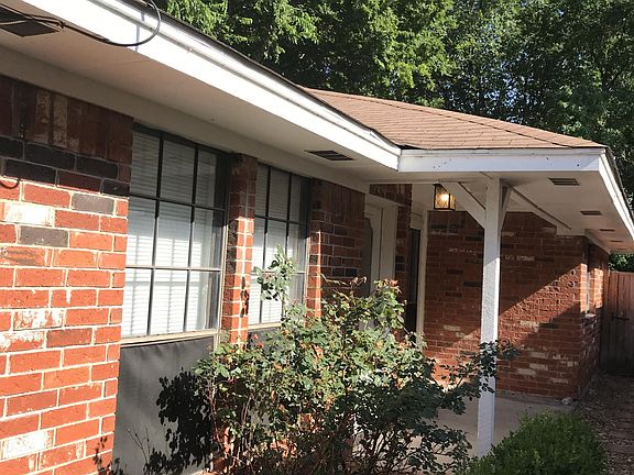 2nd image of 6912 Winding Creek Ct