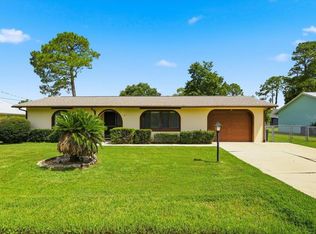 10 Fenwick Ln, Palm Coast, FL 32137