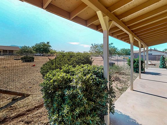 2nd image of 5449 S SAN PEDRO Avenue