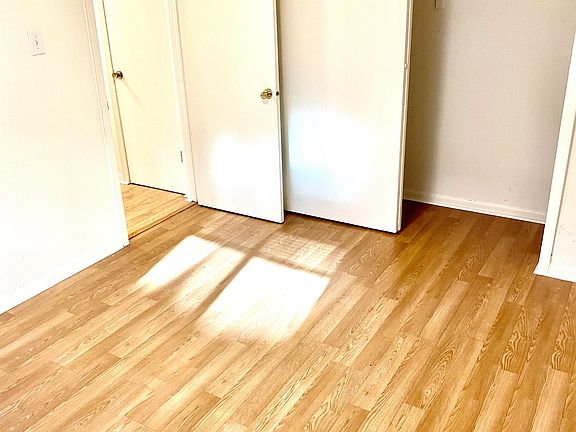 3rd image of 1415 N Pearl St APT 201