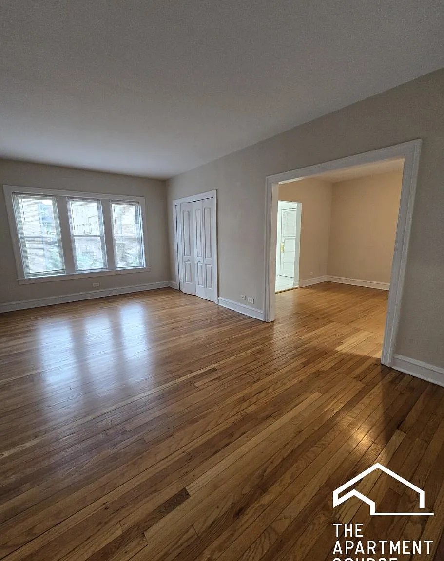 834 Reba Place #2S — Photo 1
