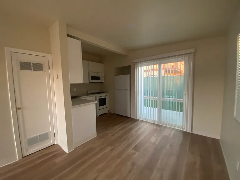 1476 Santa Clara Ave #A — Photo 6