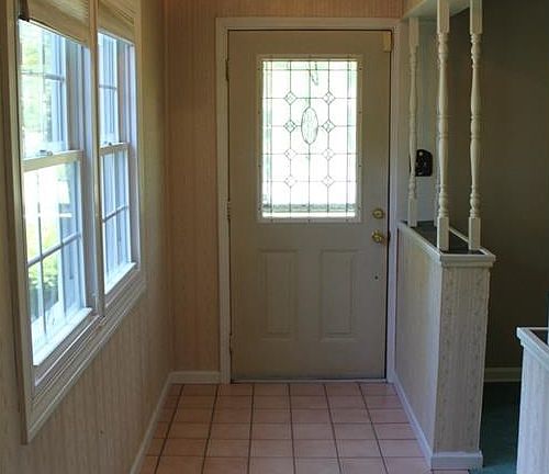2nd image of 7038 W Lockerbie Dr