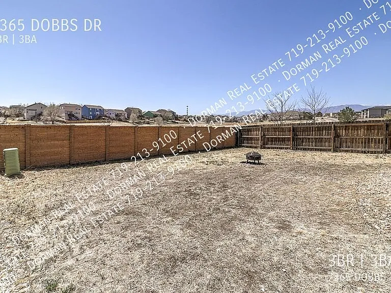 7365 Dobbs Dr — Photo 43