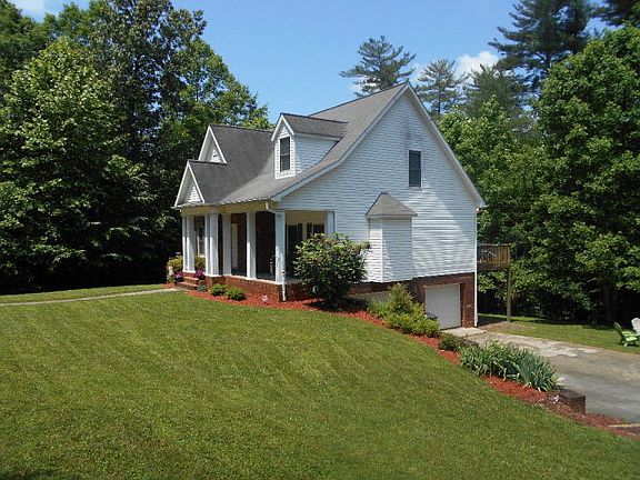 2nd image of 104 Woodland Ave