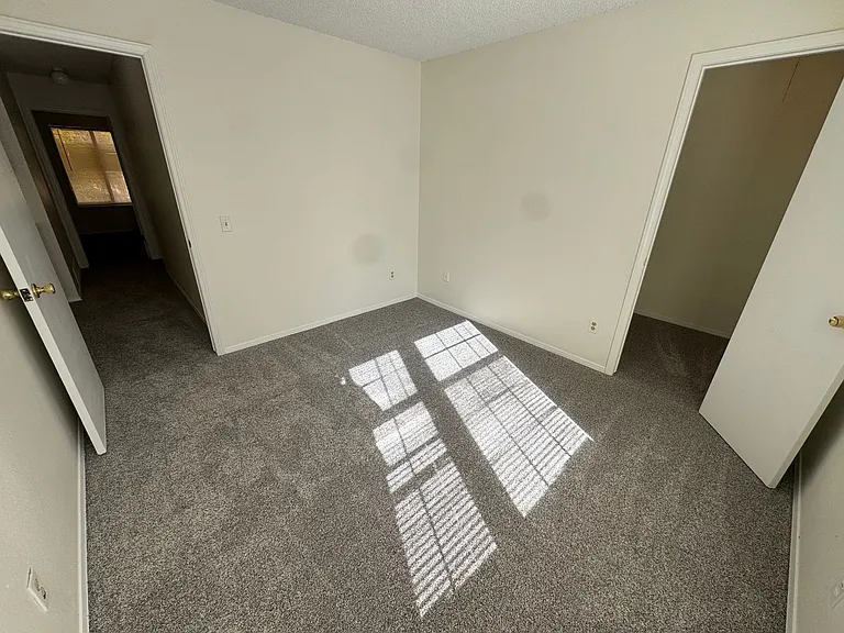 3839 S Evanston St — Photo 8