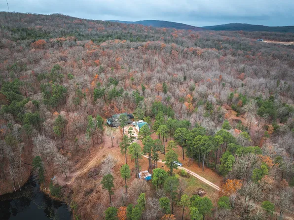 1950 Lake Forest Dr, Park Hills, MO 63601