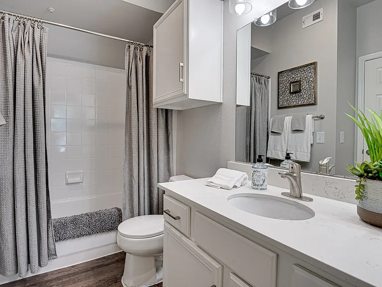 Mason Apartment Homes — Photo 13