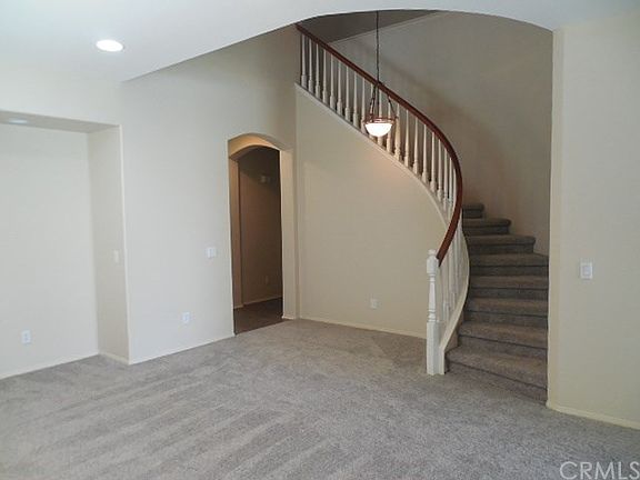 3rd image of 1430 Sierra Crest Ct