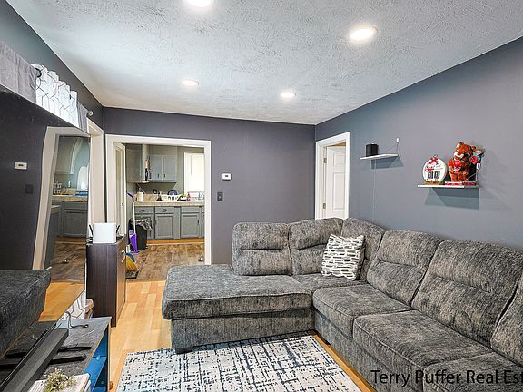 4th image of 1706 Blandford Ave SW