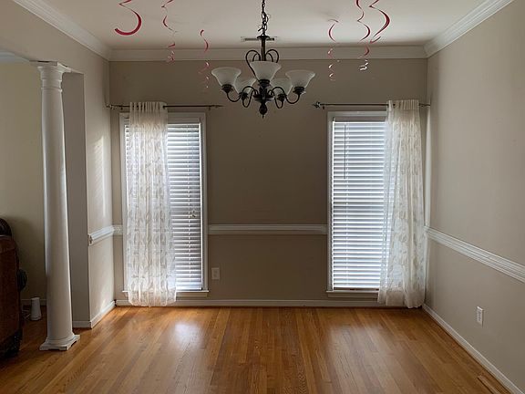 5th image of 9001 Singletree Ln
